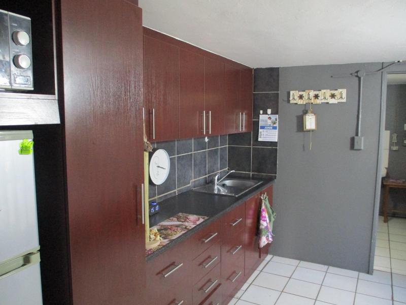 5 Bedroom Property for Sale in Uitsig Free State